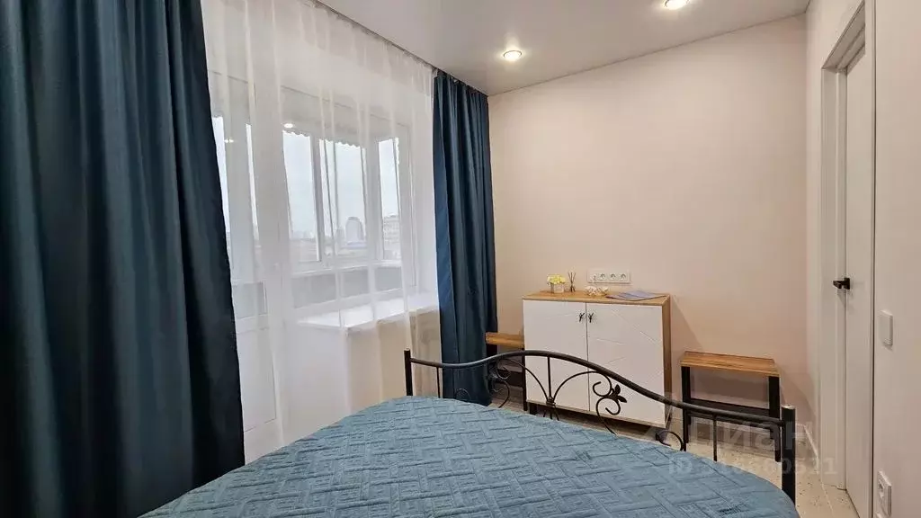 2-к кв. Свердловская область, Екатеринбург ул. Малышева, 120 (36.0 м) - Фото 1