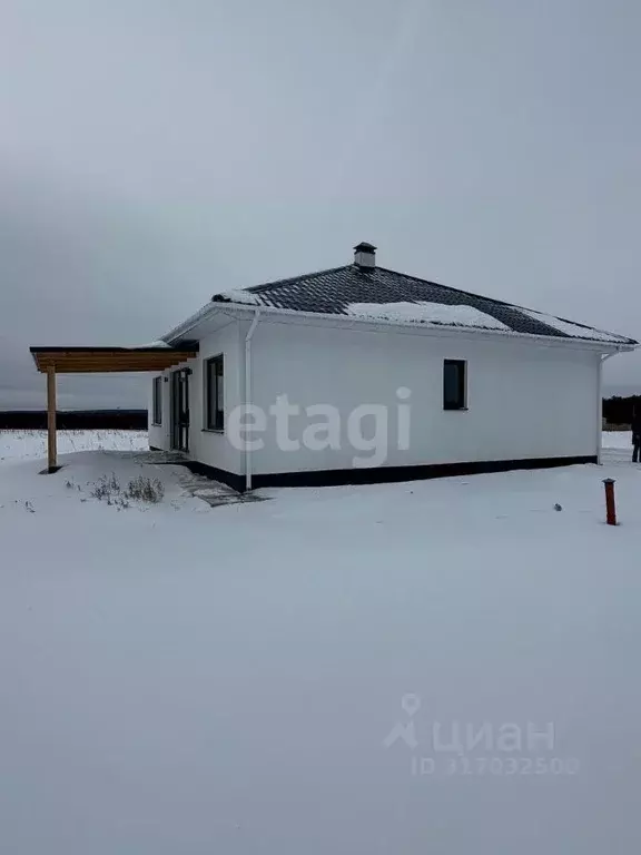 Дом в Свердловская область, Белоярский муниципальный округ, пос. ... - Фото 1