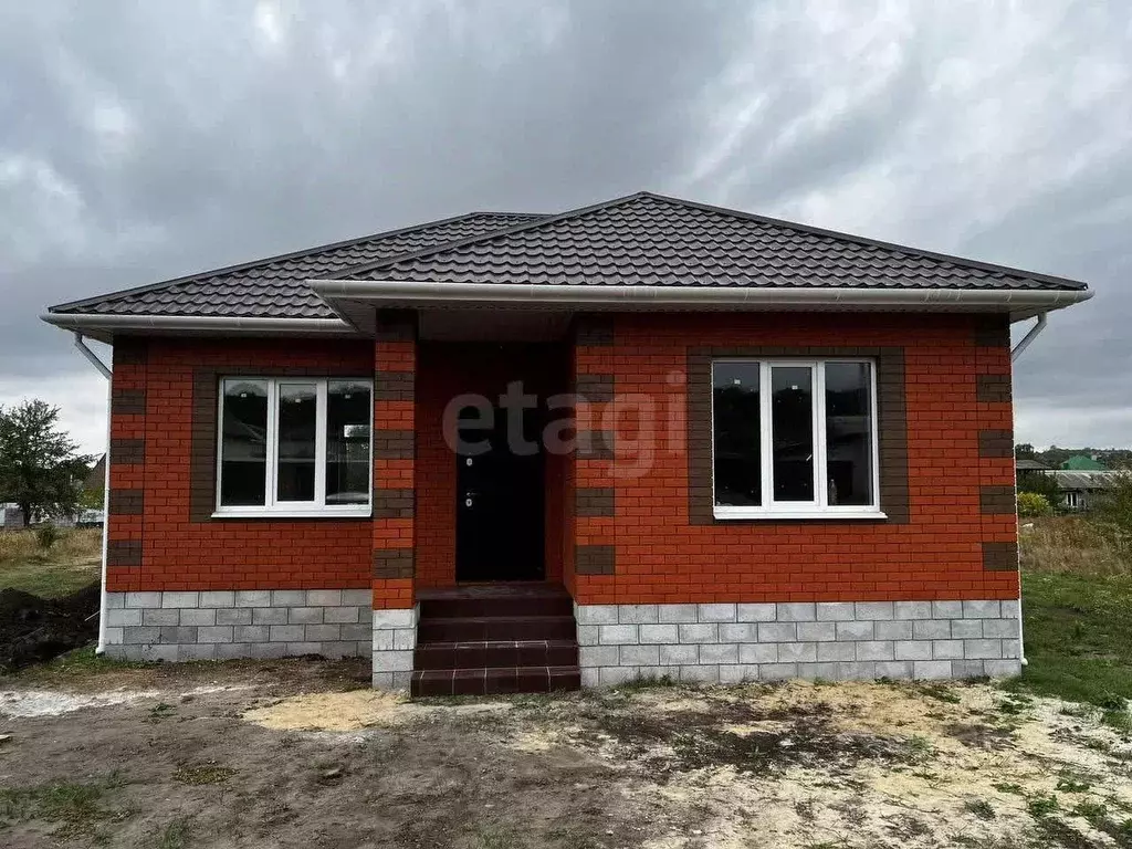 Дом в Белгородская область, Белгородский район, с. Стрелецкое 53 (100 ... - Фото 1