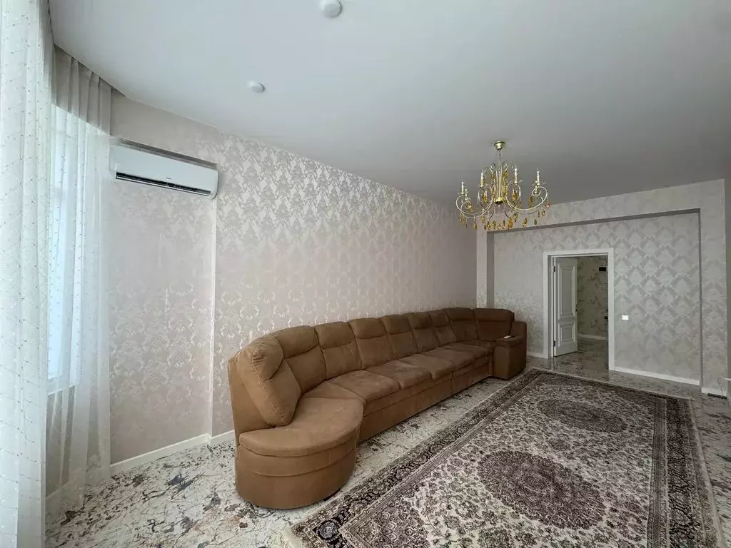 2-к кв. Дагестан, Дербент ул. Гейдара Алиева, 13Д (84.0 м) - Фото 1