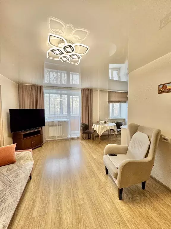 2-к кв. Бурятия, Улан-Удэ ул. Фрунзе, 14 (42.8 м) - Фото 1