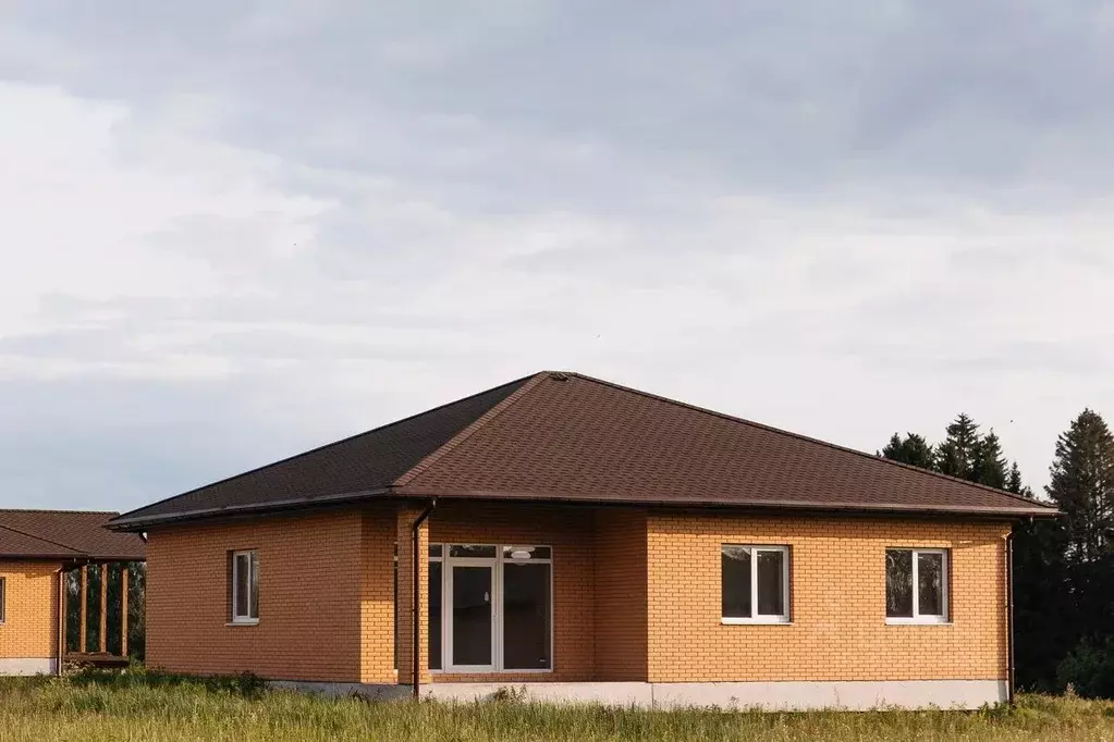 Коттедж в Тульская область, Щекинский район, Крапивенское с/пос, пос. ... - Фото 2