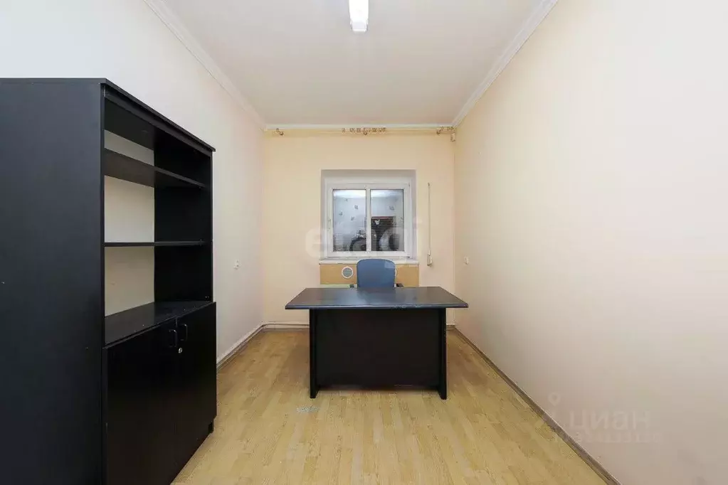 Офис в Калининградская область, Калининград ул. Белинского, 40 (65 м) - Фото 1