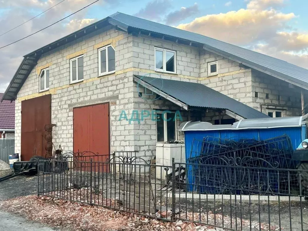 Дом в Белгородская область, Чернянский район, Русскохаланское с/пос, ... - Фото 1