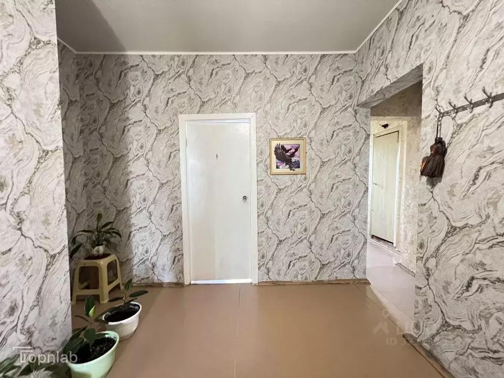 3-к кв. Астраханская область, Астрахань ул. Бабаевского, 41 (70.3 м) - Фото 2