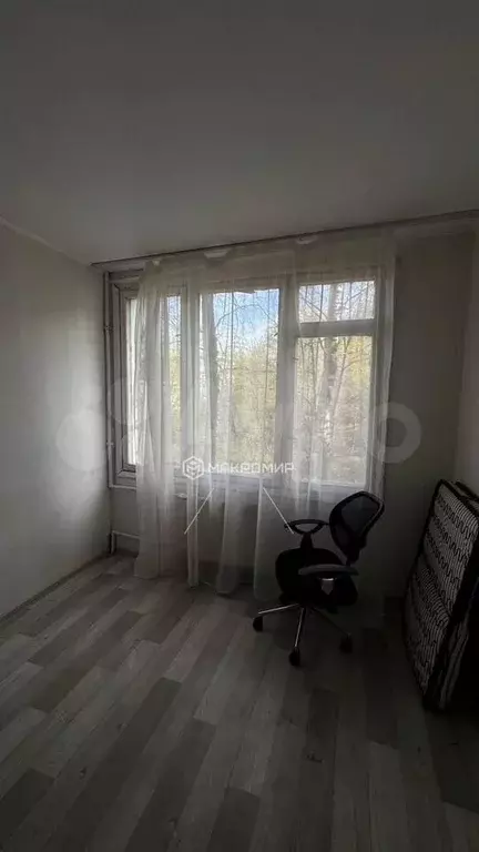 Доля в 4-к. квартире, 48,8 м, 2/5 эт. - Фото 0