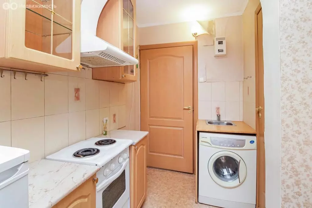 Квартира-студия: Тюмень, проезд Геологоразведчиков, 46 (13.5 м) - Фото 1