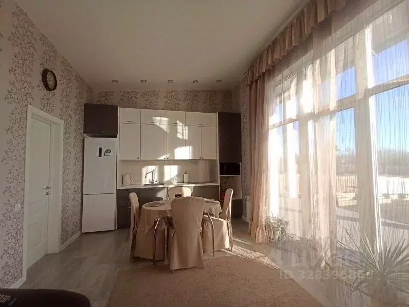 Коттедж в Саратовская область, Энгельсский район, Красноярское ... - Фото 1