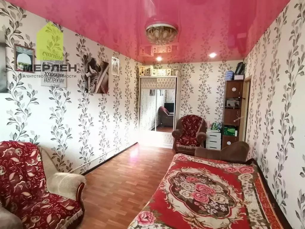 2-к кв. Калужская область, Сухиничи ул. Победы, 34 (46.1 м) - Фото 0