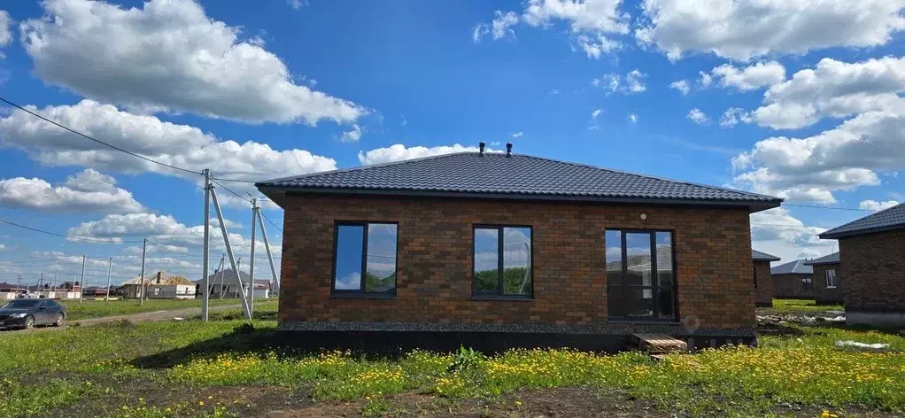 Коттедж в Башкортостан, Уфимский район, Таптыковский сельсовет, д. ... - Фото 1