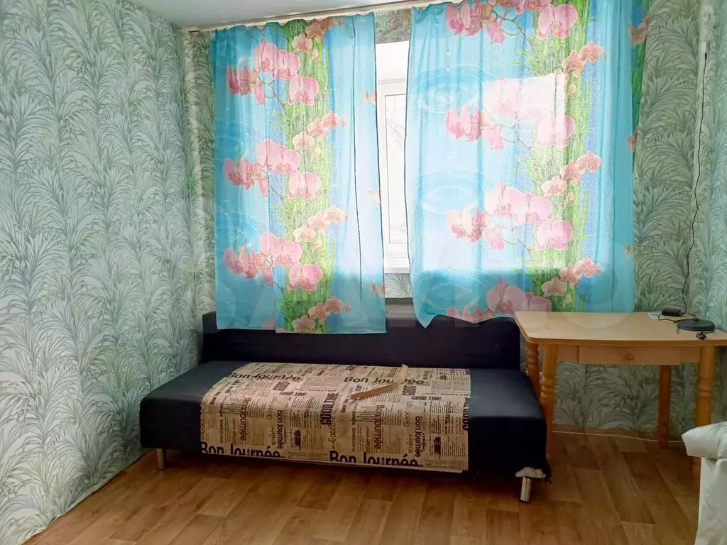 Комната 14 м в 5-к., 1/3 эт. - Фото 0
