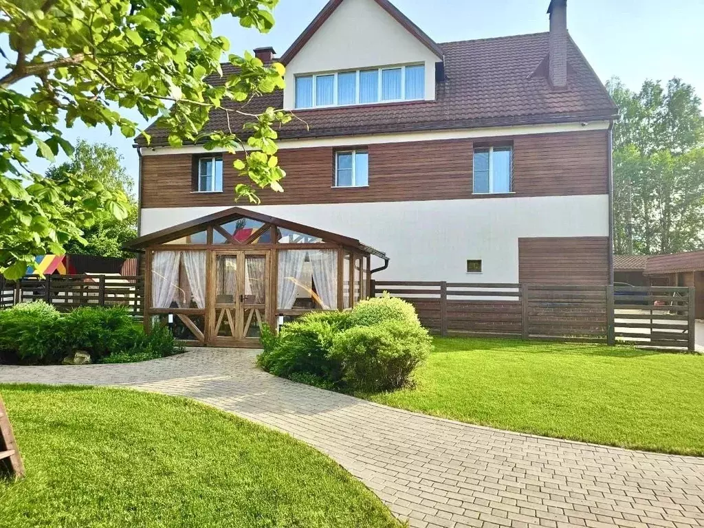 Коттедж в Кировская область, Киров ул. 4-й Пятилетки, 95 (230 м) - Фото 0