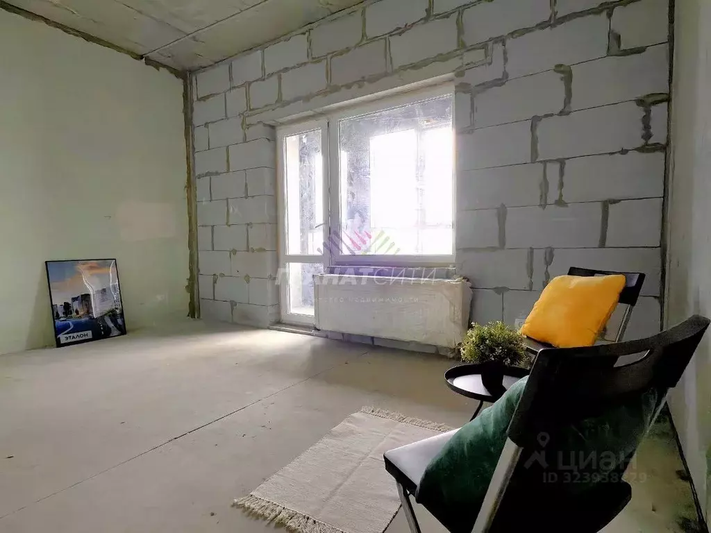 2-к кв. Омская область, Омск ул. Александра Захарченко, 5 (57.9 м) - Фото 2