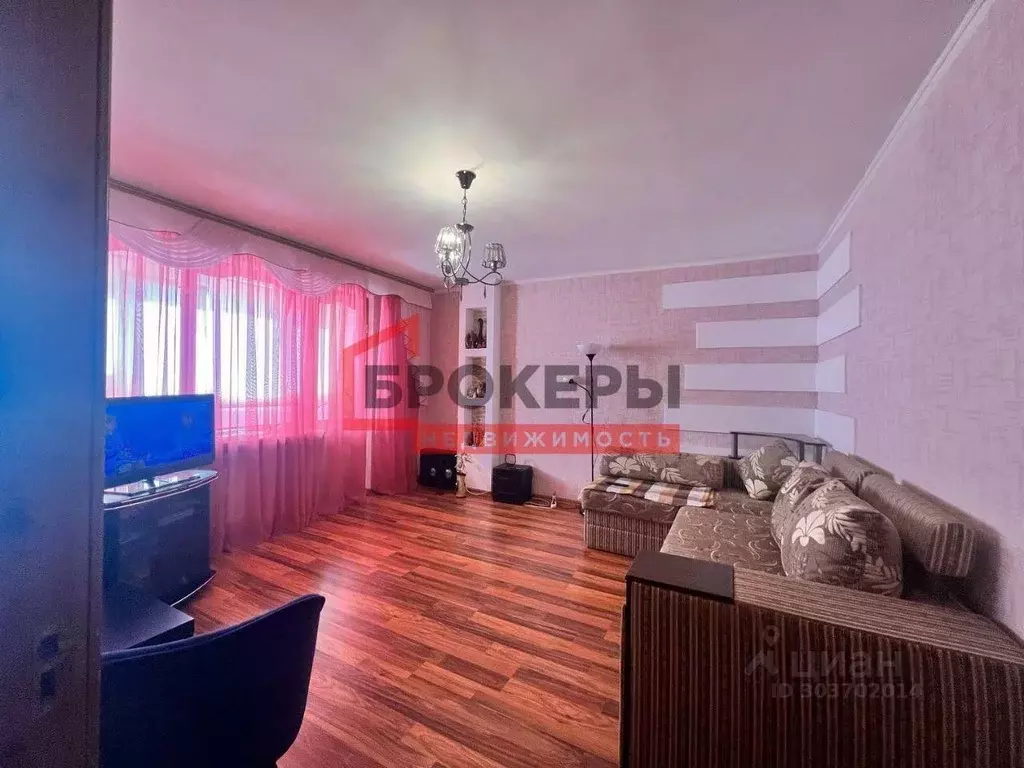 3-к кв. севастополь просп. героев сталинграда, 35 (72.5 м) - Фото 1