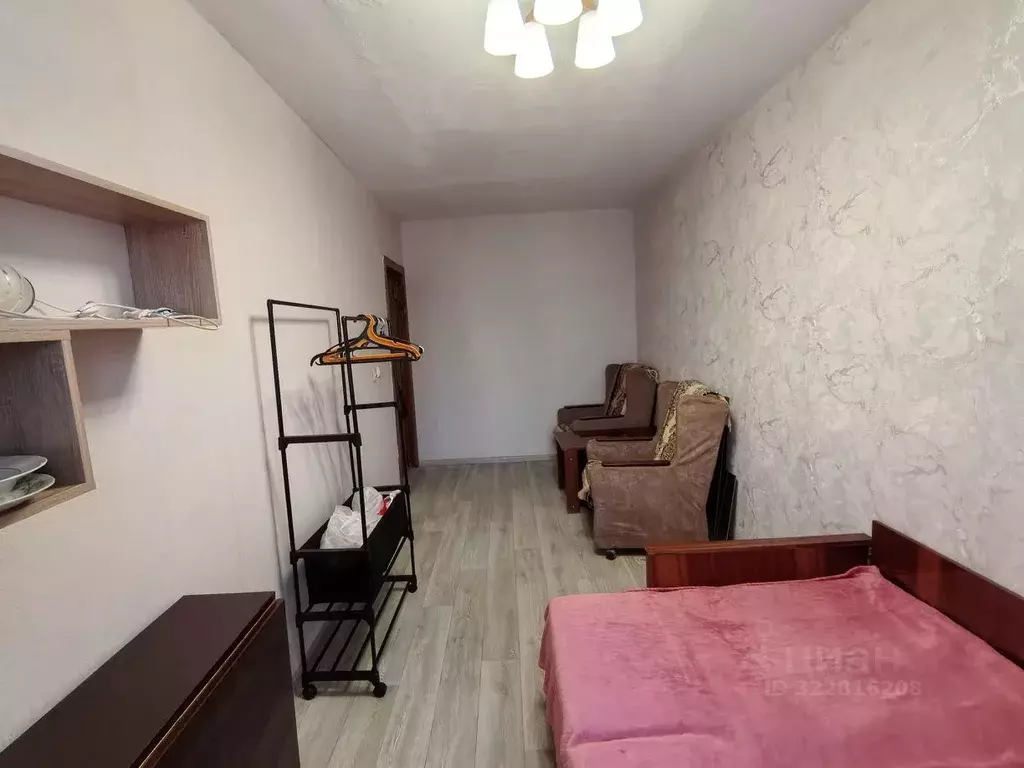 2-к кв. Волгоградская область, Волгоград ул. Кирова, 130 (44.0 м) - Фото 1