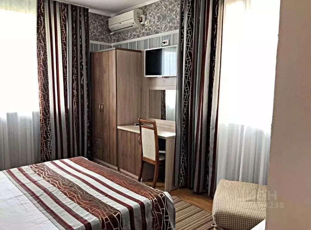 Комната Краснодарский край, Сочи Адлер жилрайон, ул. Прибрежная, 35 - Фото 0