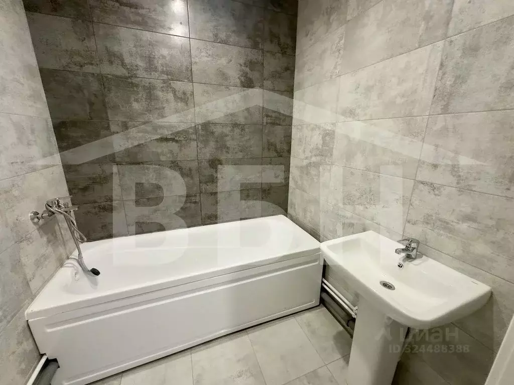 1-к кв. Воронежская область, с. Новая Усмань ул. Ленина, 312А (44.8 м) - Фото 1