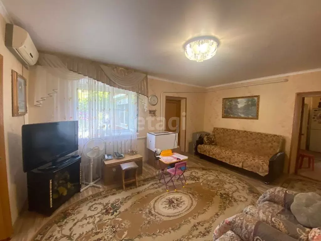 Дом в Краснодарский край, Ейский район, Александровское с/пос, с. ... - Фото 2