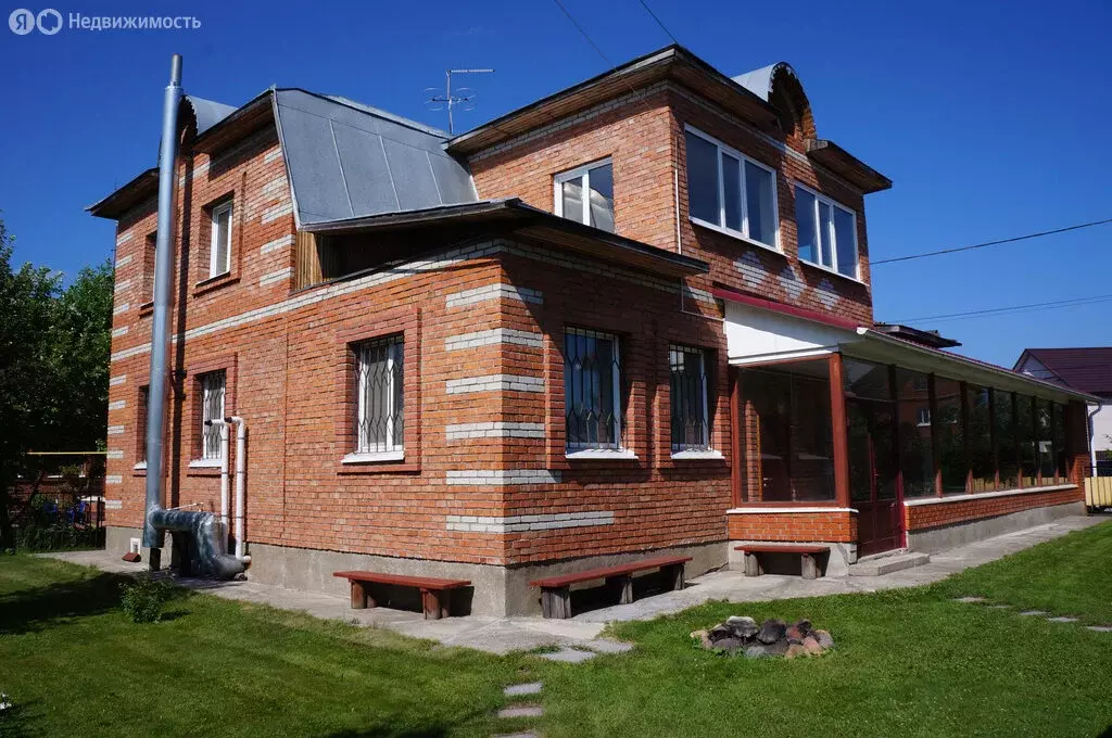 Дом в Апрель, улица Бориса Пастернака, 68 (292 м) - Фото 1
