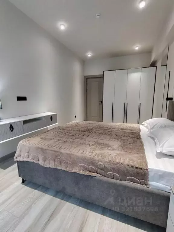 1-к кв. Татарстан, Казань ул. Алексея Козина, 7 (50.0 м) - Фото 1