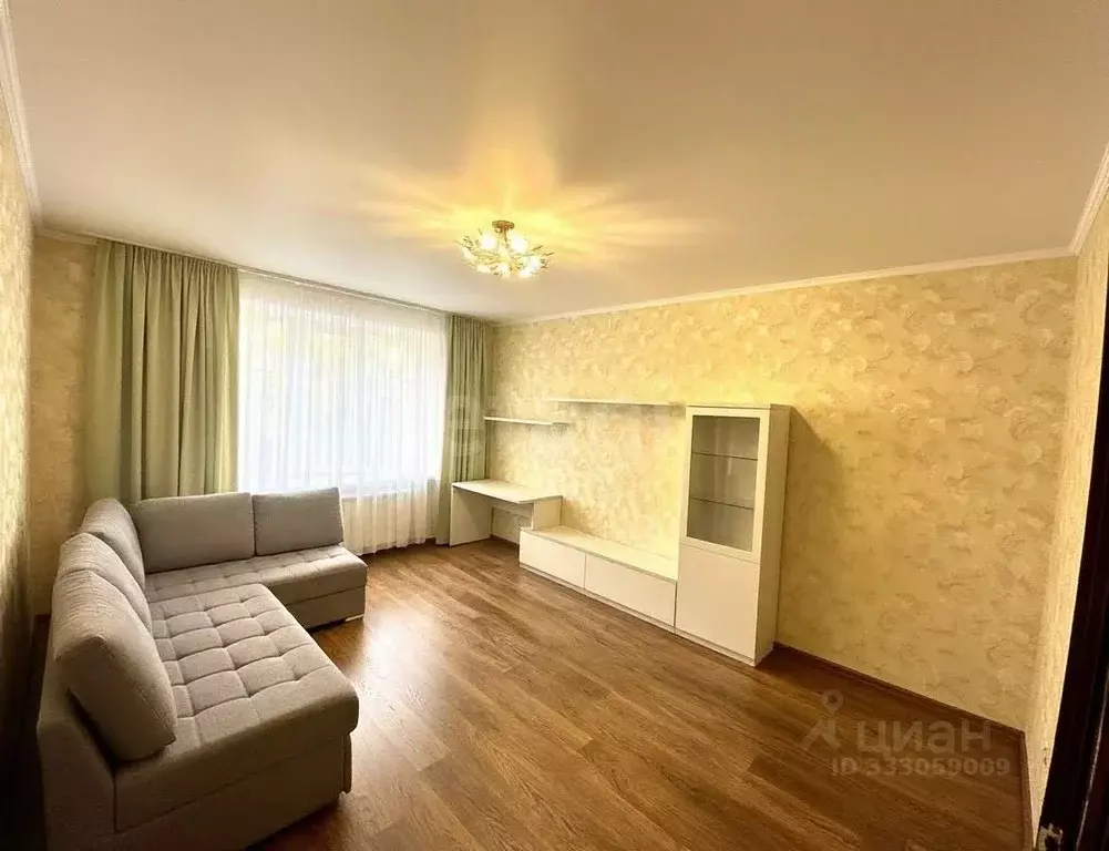 2-к кв. Чувашия, Чебоксары ул. Константина Иванова, 73 (65.7 м) - Фото 1