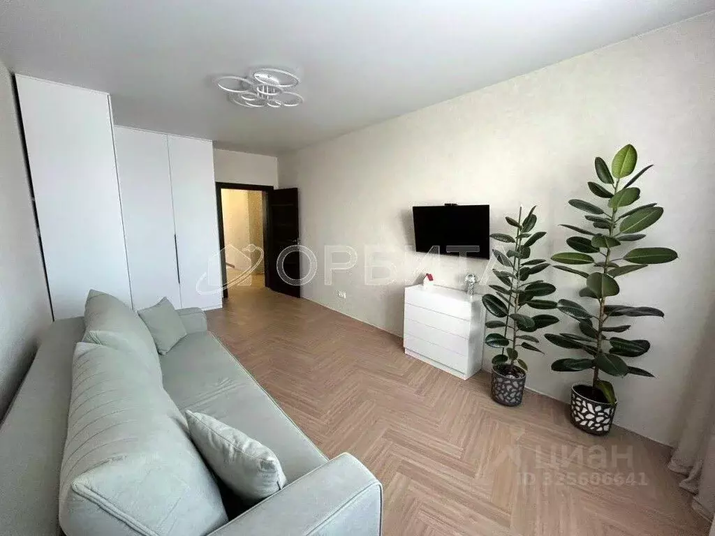 1-к кв. Тюменская область, Тюмень ул. Мельникайте, 142А (43.9 м) - Фото 1