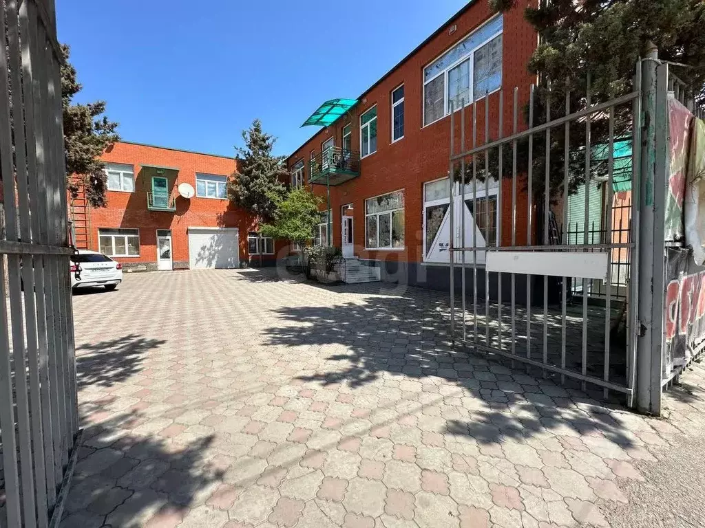 Помещение свободного назначения в Ингушетия, Назрановский район, с. ... - Фото 0