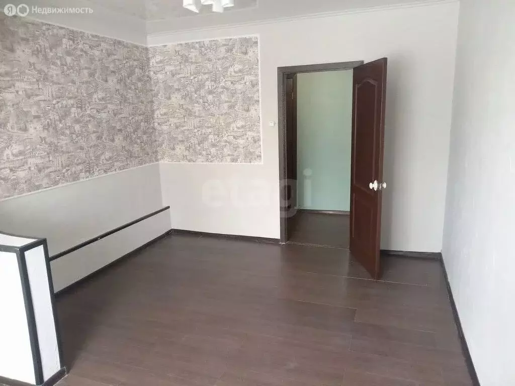 1-комнатная квартира: Старый Оскол, микрорайон Студенческий, 1/2 (39.8 ... - Фото 1