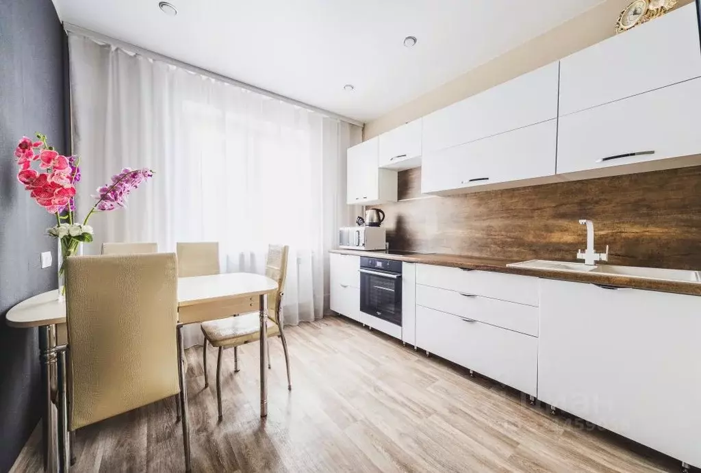 2-к кв. Красноярский край, Красноярск Светлогорская ул., 19 (54.4 м) - Фото 1