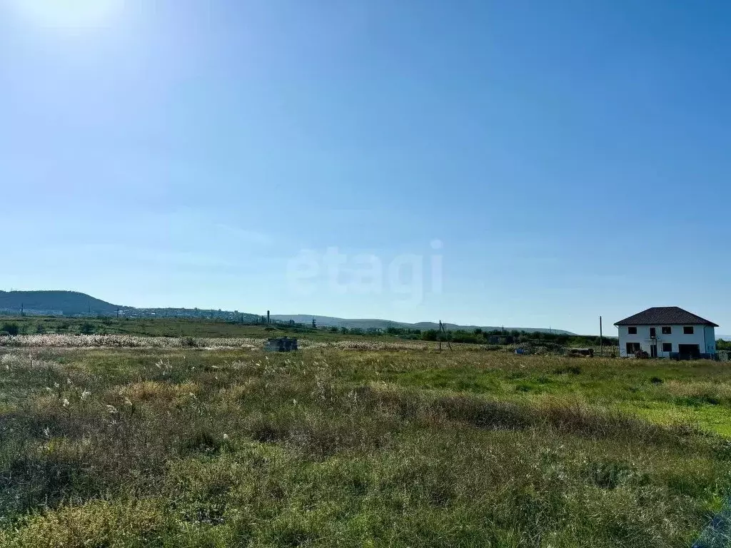 Участок в Крым, Феодосия ул. Александра Довженко (9.6 сот.) - Фото 0