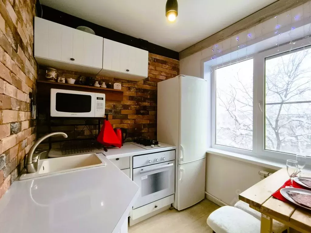 3-к кв. Астраханская область, Астрахань Бертюльская ул., 4 (50.6 м) - Фото 1