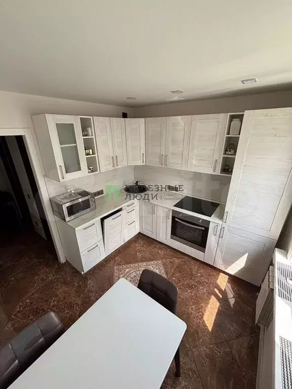2-к. квартира, 50 м, 5/10 эт. - Фото 0
