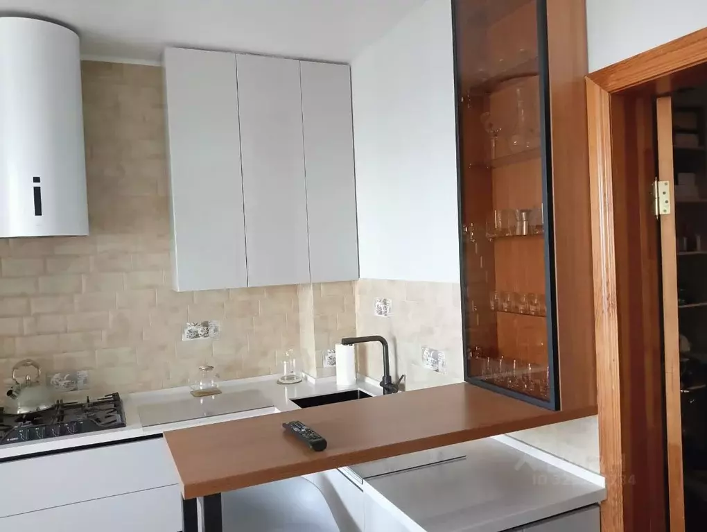 2-к кв. Чувашия, Чебоксары Водопроводная ул., 15 (88.4 м) - Фото 2