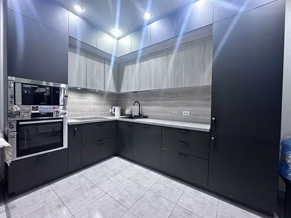 2-к кв. Санкт-Петербург бул. Александра Грина, 3 (91.0 м) - Фото 2