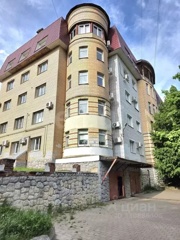Гараж в Калужская область, Калуга ул. Максима Горького, 88 (75 м) - Фото 1