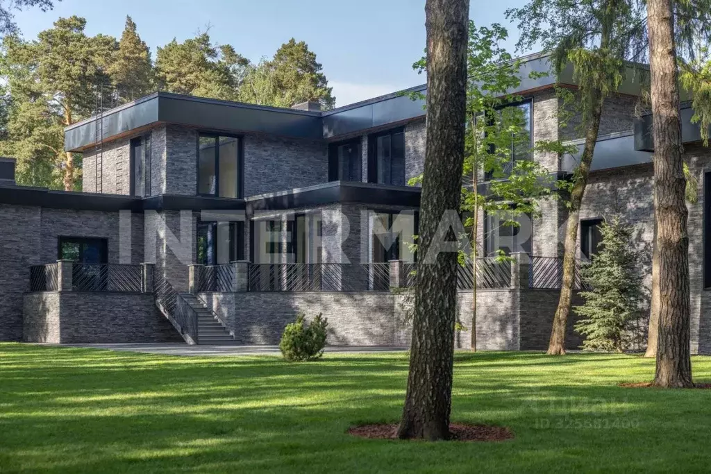 Коттедж в Московская область, Красногорск городской округ, д. ... - Фото 1