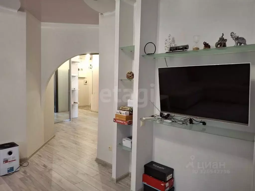 3-к кв. Ханты-Мансийский АО, Сургут тракт Югорский, 1 (85.0 м) - Фото 2