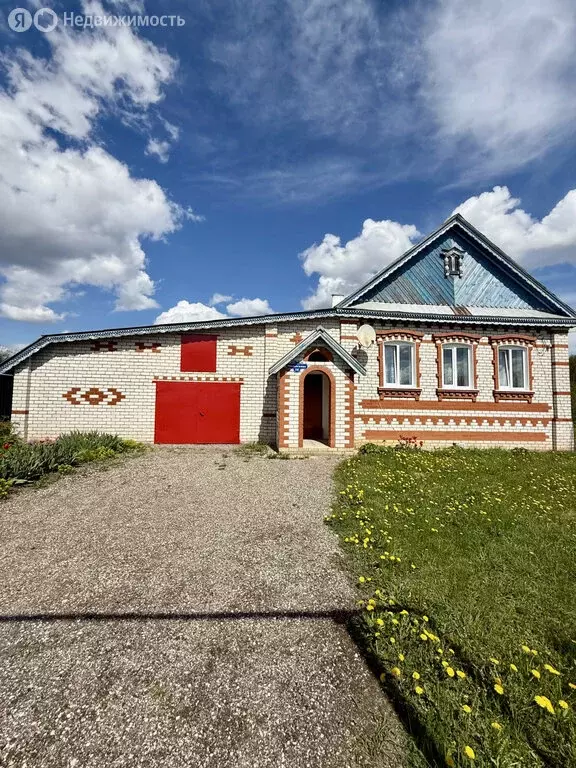 Дом в село Красный Оселок, Молодёжная улица, 16 (100 м) - Фото 1