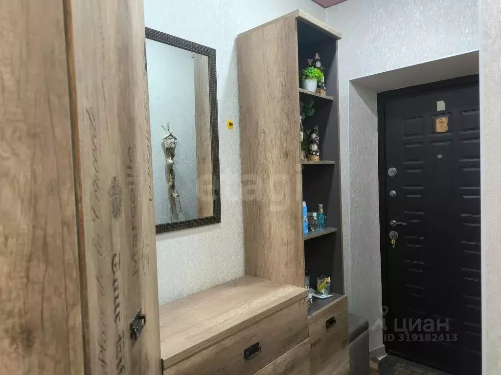 3-к кв. Адыгея, Майкоп Краснооктябрьская ул., 44 (55.5 м) - Фото 0