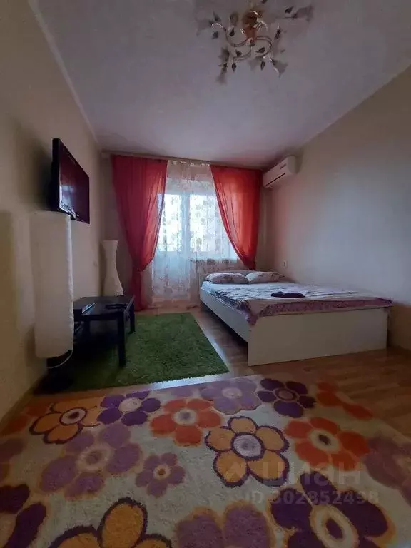 1-к кв. Ростовская область, Ростов-на-Дону Днепровский пер., 120 (45.0 ... - Фото 1