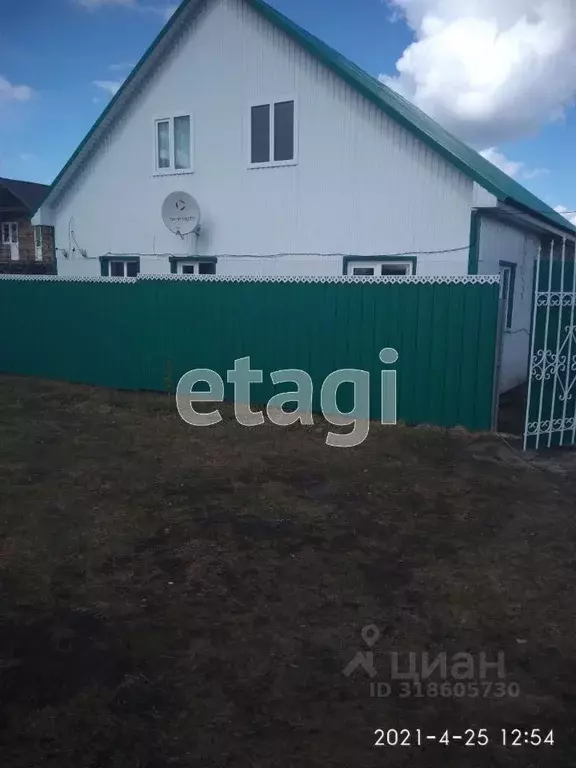 Дом в Башкортостан, Чишминский район, Енгалышевский сельсовет, Флора ... - Фото 0