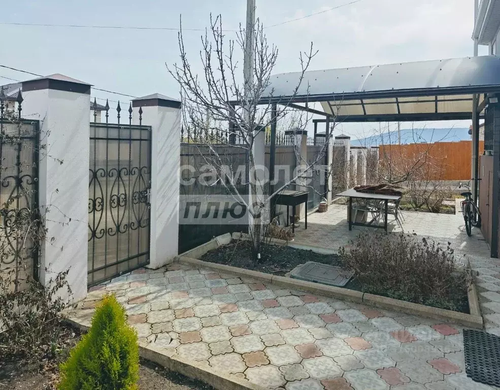 Дом в Краснодарский край, Новороссийск Цемдолина тер., ул. Былинная, ... - Фото 1