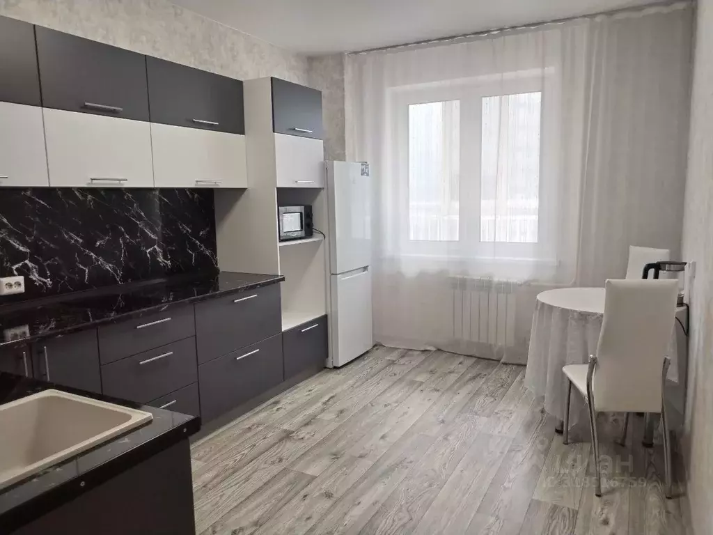 1-к кв. Красноярский край, Красноярск ул. Александра Матросова, 36 ... - Фото 0