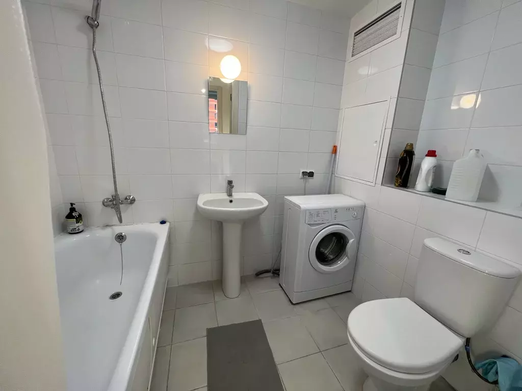 Продаётся 2-к квартира, 50.1 м - Фото 1
