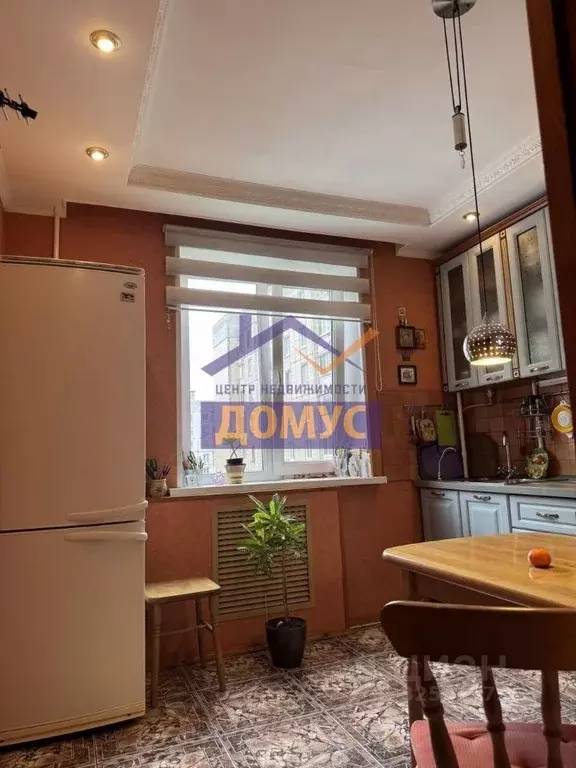 3-к кв. Белгородская область, Белгород ул. Есенина, 14 (71.3 м) - Фото 2