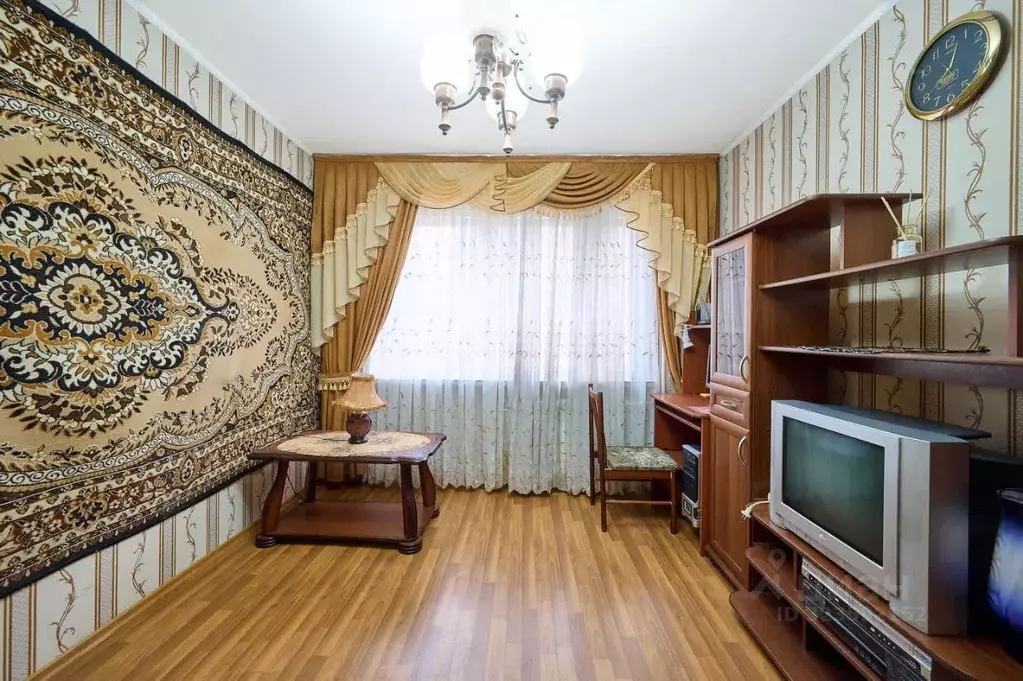 2-к кв. Псковская область, Псков Красноармейская ул., 12А (53.3 м) - Фото 1