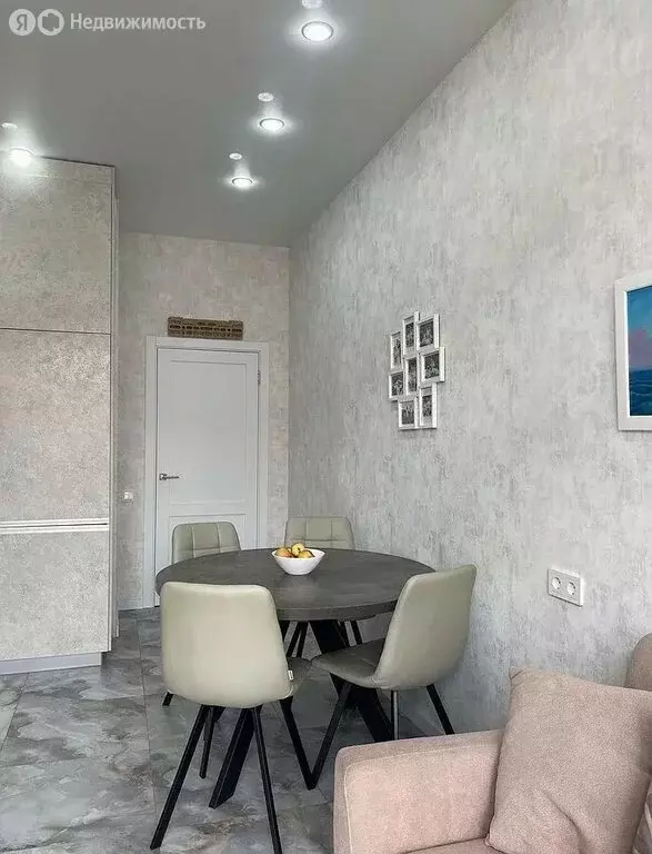 2-комнатная квартира: Геленджик, Крымская улица, 22к13 (56 м) - Фото 0