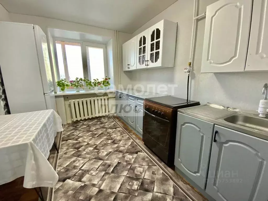 3-к кв. Башкортостан, с. Кармаскалы ул. Мира, 2 (58.3 м) - Фото 0