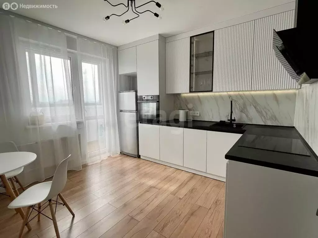 2-комнатная квартира: Краснодар, улица Селезнёва, 104/1 (62.7 м) - Фото 1