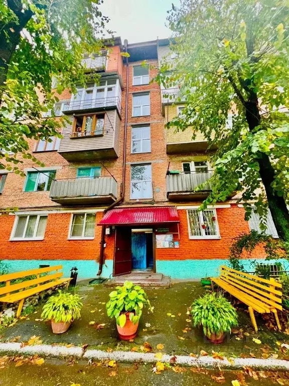 1-к кв. Северная Осетия, Владикавказ ул. Бзарова, 27К4 (33.0 м) - Фото 0
